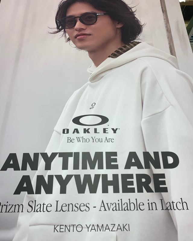 OAKLEY 新作ポスター
ANYTIME AND
ANYWHERE
 
KENTA YAMAZAKI

#OAKLEY #柿見時計店