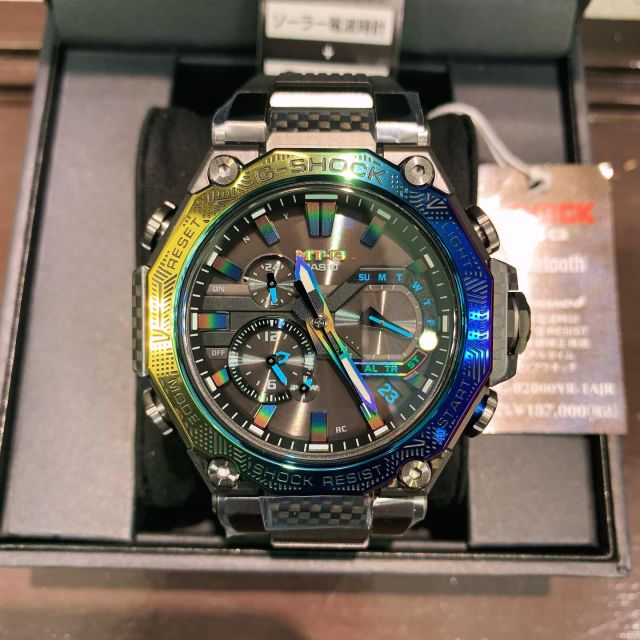 G-SHOCK
MTG-B2000YR-1AJR
レインボーカラー
ソーラー電波
入荷しました！

#柿見時計店
#MTG
#mtgb2000yr
#gshock